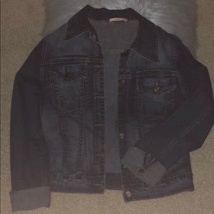 Jean jacket worn once runs small